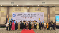 Sekolah Tinggi Ilmu Farmasi Riau Wisuda 255 Orang.