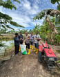 Kapolsek KSKP Dumai Turun ke Lahan Jagung, Berikan Bantuan Pupuk untuk Petani