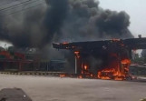 Geger! Mobil Isi Pertalite Terbakar dan Hanguskan SPBU di Pelalawan