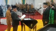 Lengkapi 45 Kursi, Idris Ucap Sumpah Jadi Anggota DPRD Kampar Gantikan Irwan Saputra