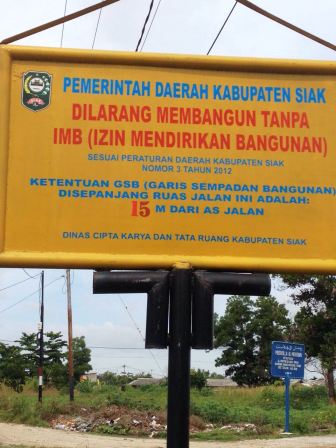 BRI Perawang tidak indahkan PERDA Kabupaten Siak