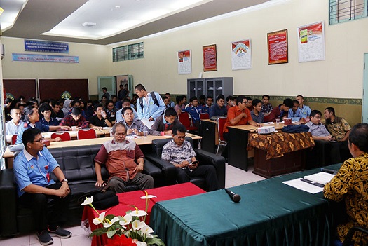 Fakultas Teknik Unri Tingkatkan Rekronstruksi Kurikulum Terhadap Revolusi Industri 4.0