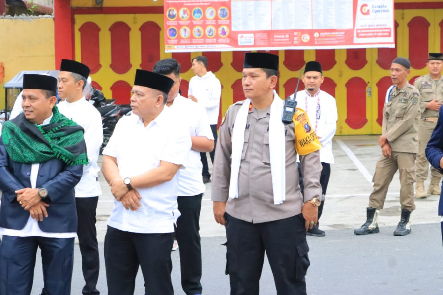 Sekdakab Labuhanbatu Hadiri Peringatan I Muharam  1445H