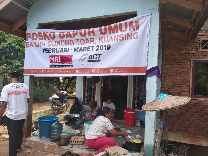 ACT Riau Buka Dapur Umum Untuk Korban Banjir Gunung Toar