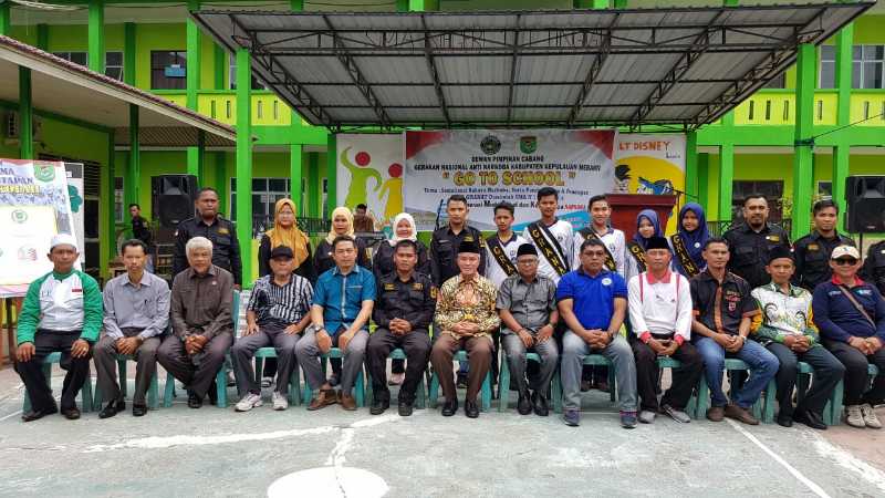 Wabup Meranti Hadiri Acara Sosialisasi Bahaya Narkoba Bagi Siswa SMU