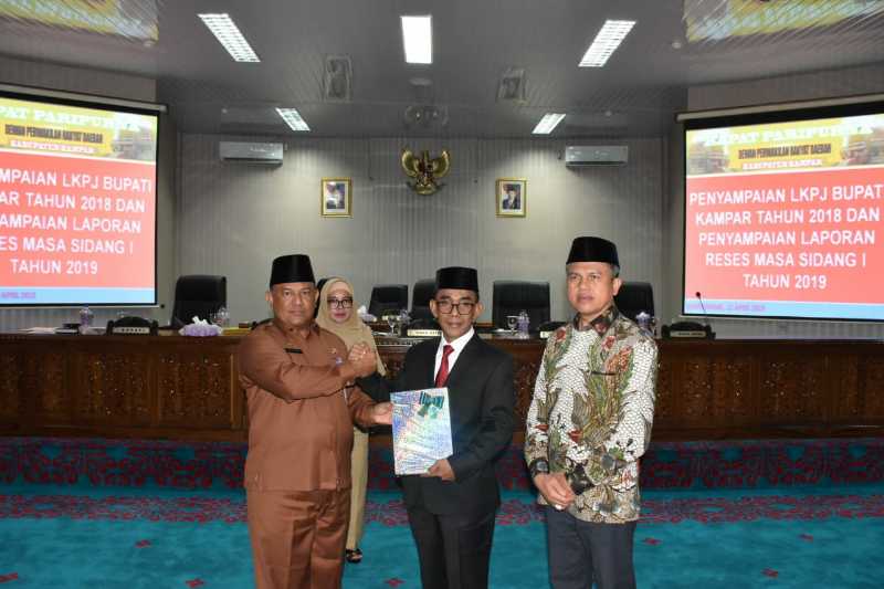Bupati Kampar Sampaikan LKPJ Tahun 2018