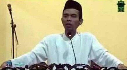 Ustadz Abdul Somad Sampaikan Tausiah di Masjid Syahbuddin Siak, Sempena Acara Peringatan Malam Nuzul