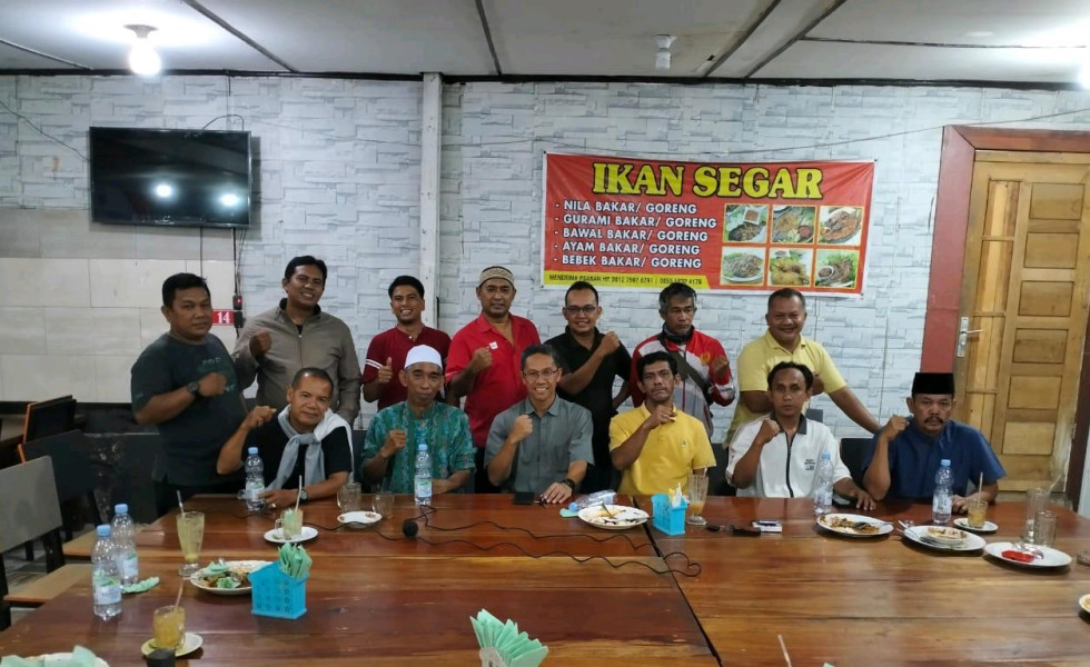 Doktor Ikhsan Serap Aspirasi Ketua RT RW Se-Kelurahan Binawidya