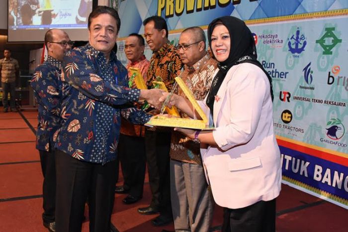 Sukses Wujudkan K3, Bupati Bengkalis Terima Penghargaan