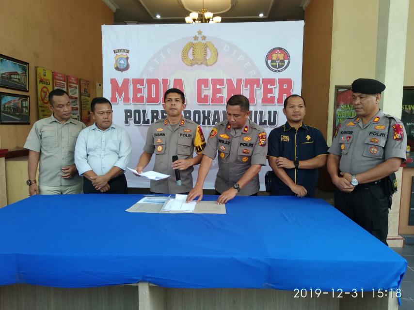 Kapolres Rokan Hulu laksanakan Press Release Akhir Tahun