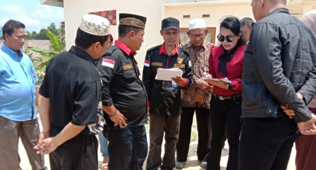 Terkait Masalah Sengketa Tanah, PN Bengkalis Gelar Sidang Lapangan Disaksikan Tergugat Dan Penggugat