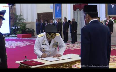 Edy Natar Nasution Resmi Dilantik Jadi Gubernur Riau