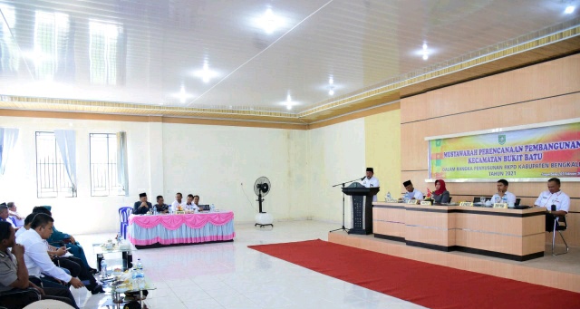 Anggota DPRD Minta Pemerintah Desa Terus Jalin Komunikasi,Dalam Musrembang Bukit Batu