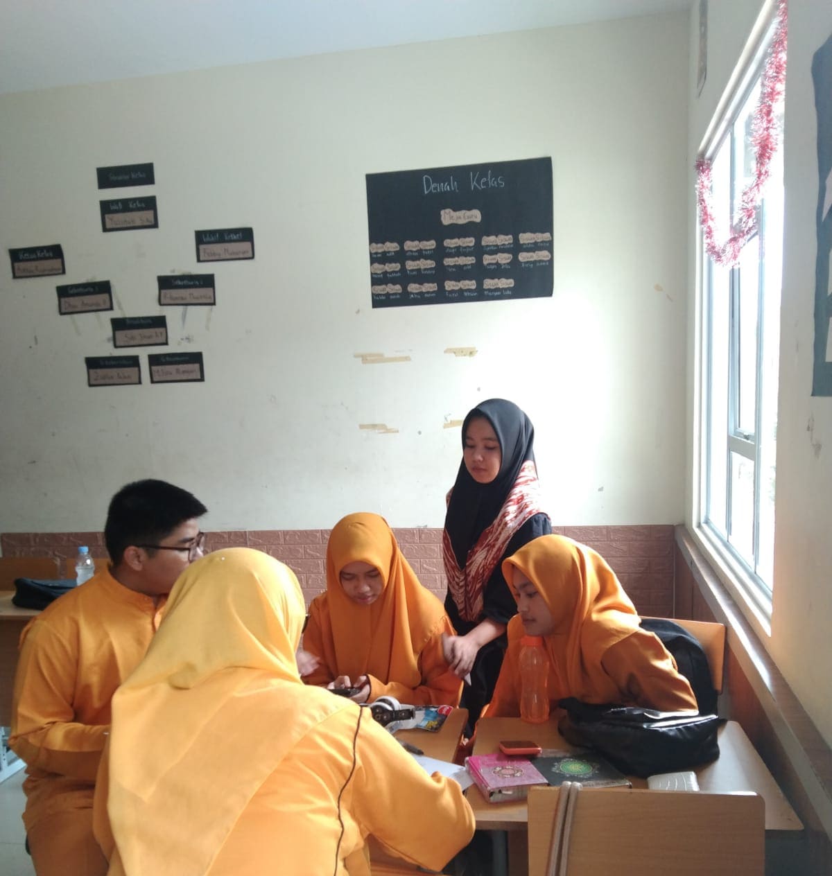 IKUTI PROGRAM MBKM, MAHASISWA UMRI MAGANG KERJA DI SMA MUHAMMADIYAH 1 PEKANBARU