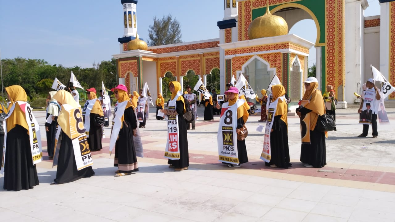 Luar Biasa ! Kampanye Flash mob PKS Kota Dumai 