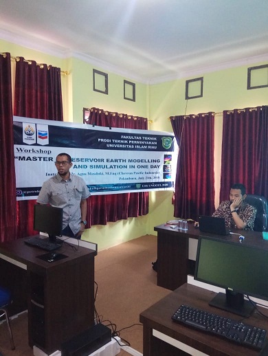 Prodi Perminyakan UIR Peroleh Donasi Software Computer dari Canada