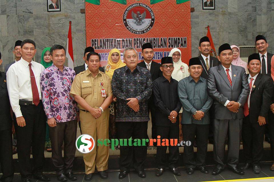 Panwas Pekanbaru dan Kampar diharapkan tidak menggoda dan digoda dalam Pemilukada