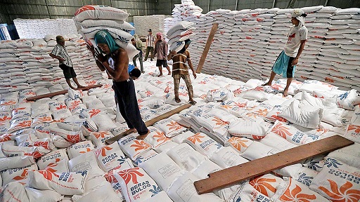153 Ton Beras Impor Dilepas ke Pasar