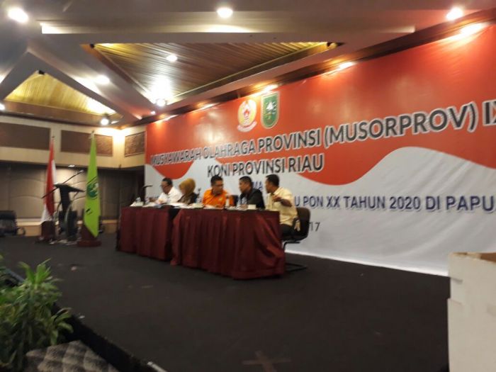 Emrizal Pakis Kembali Terpilih Jadi Ketua KONI Riau