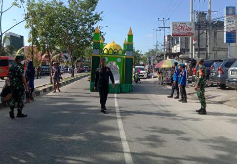 Babinsa Koramil 03/Mandau Kawal Pawai Ta’aruf Sambut Hari Raya 1 Muharram1444 H Tahun 2022