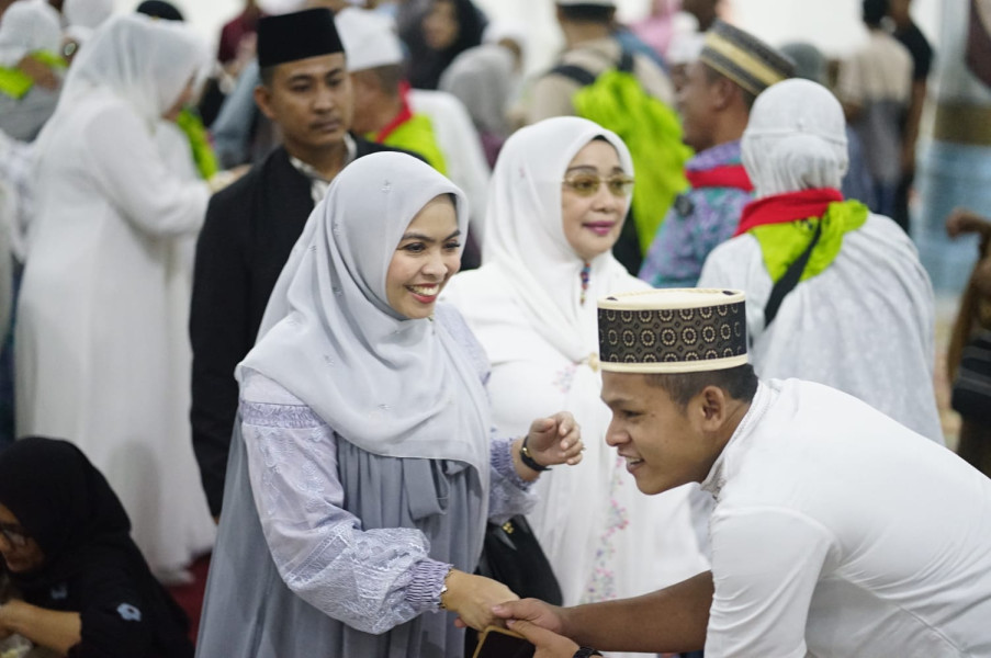 129 Jama'ah Haji Kembali ke Labuhanbatu