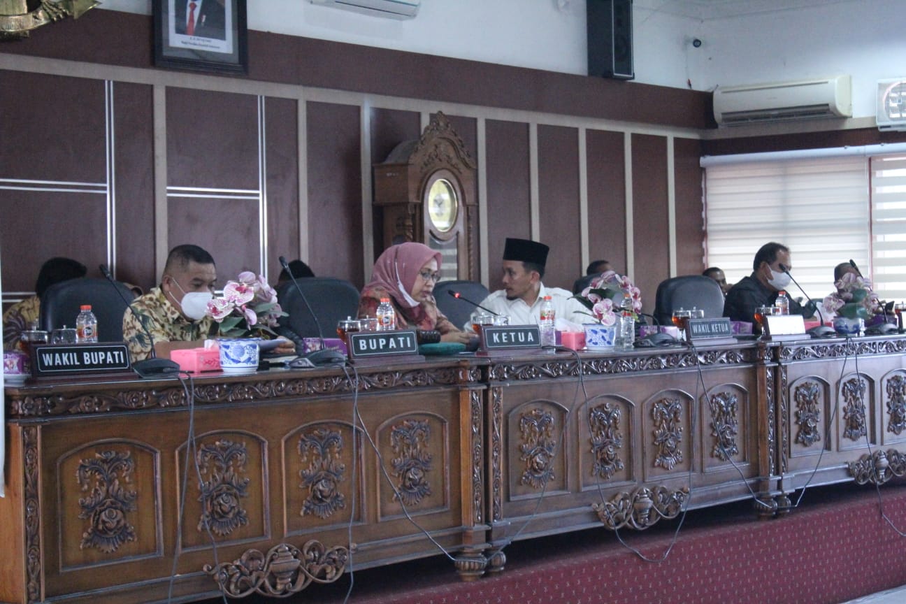 Sekdakab Labuhanbatu Ikuti Sidang Paripurna Perubahan, Pergantian Komposisi Personalia Alat Kelengka