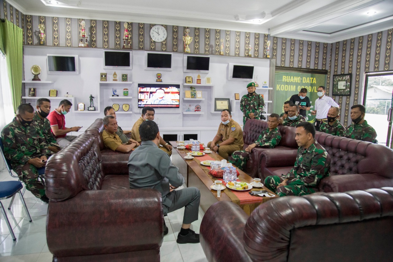 Silaturahmi Bersama Dandim 0209/Lb, Pjs Bupati Labuhanbatu Bahas Penegakan Hukum Perbub No 43