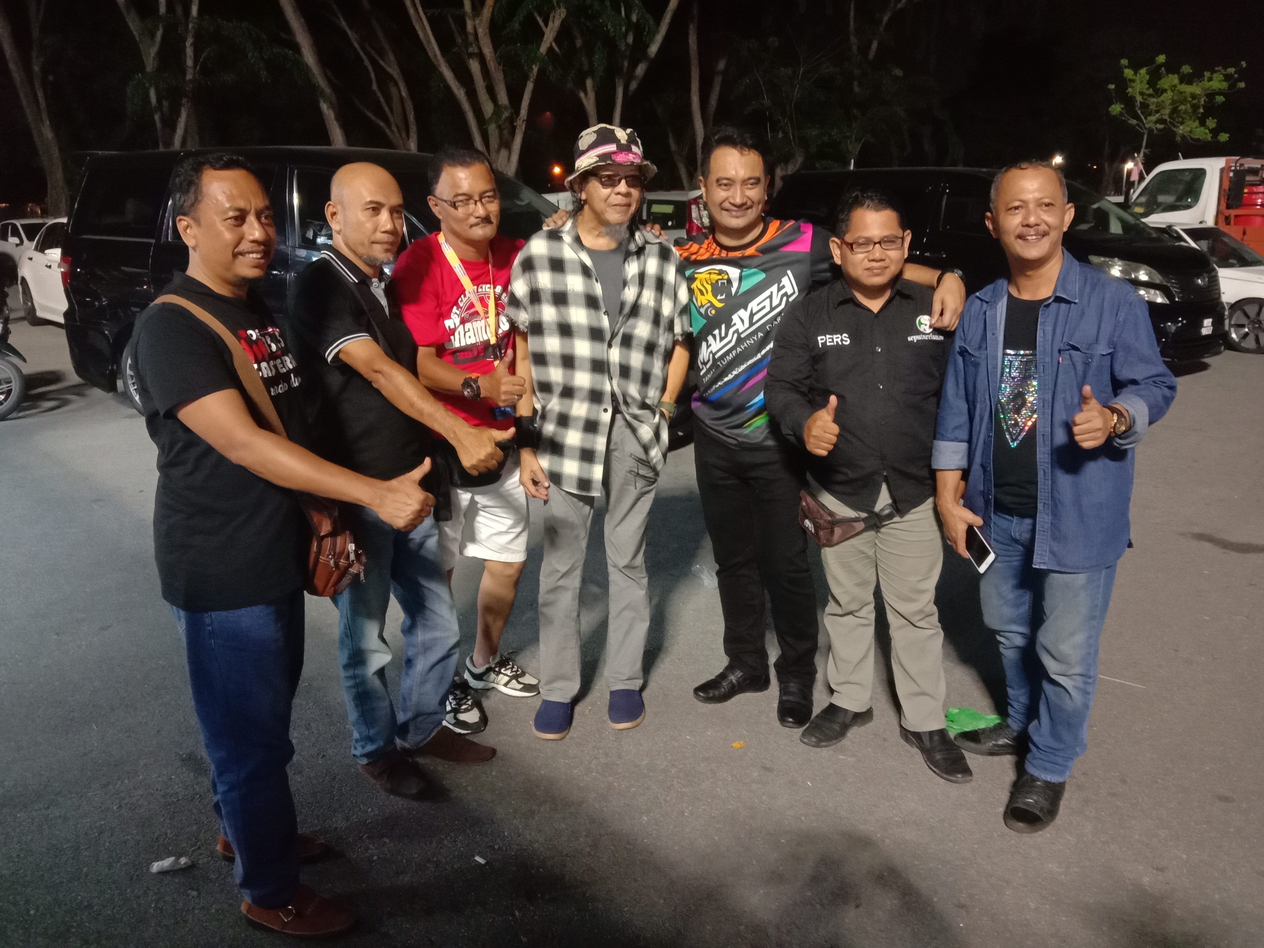 Wartawan Indonesia Disambut Baik Panitia Karnaval Gempak Ambang Merdeka 2019