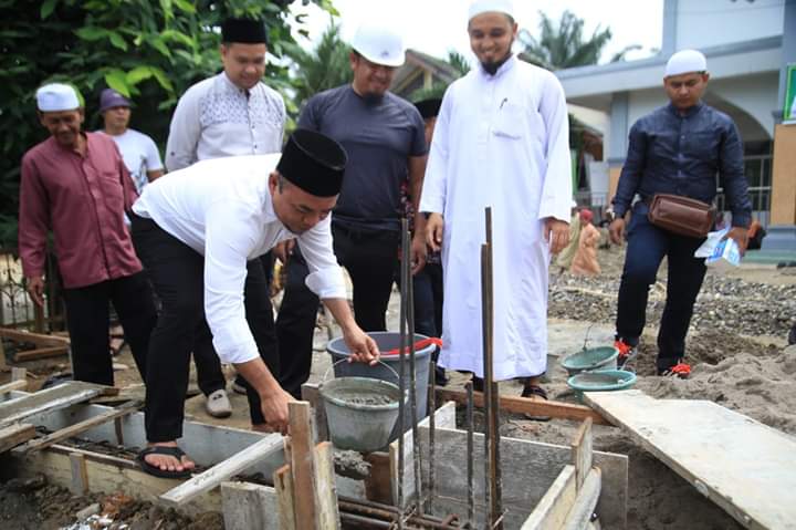 Plt.Bupati Labuhanbatu Letakkan Batu Pertama Pembangunan Gedung Amal Usaha Panti Sosial Yayasan Masj