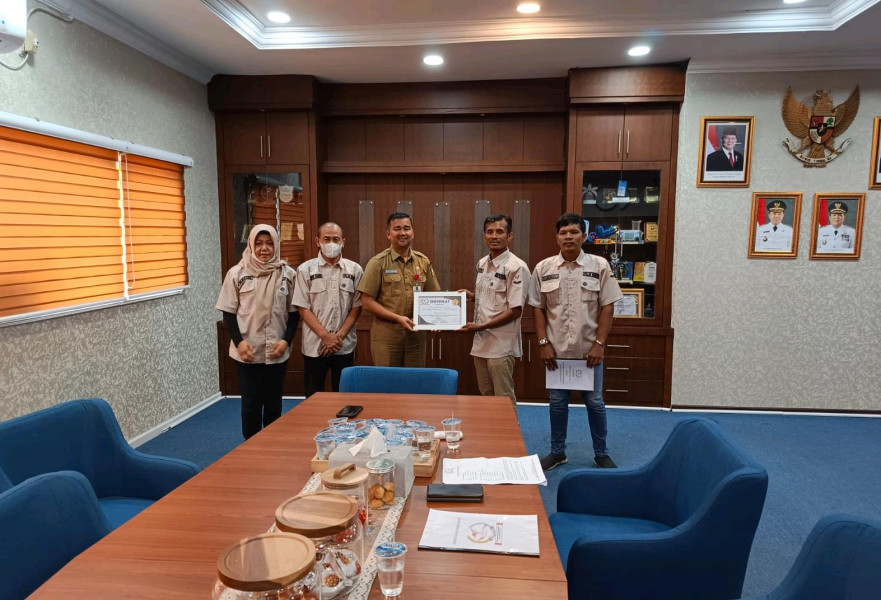 LSM Palak-Watch  Kunjungi  Disnakertrans Prov. Riau