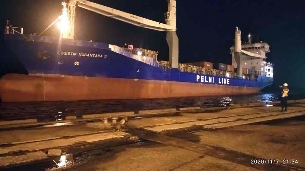 PT Pelindo 1 (Persero) Cab. Dumai  Perdana Layani Kapal Petikemas Port Klang Malaysia