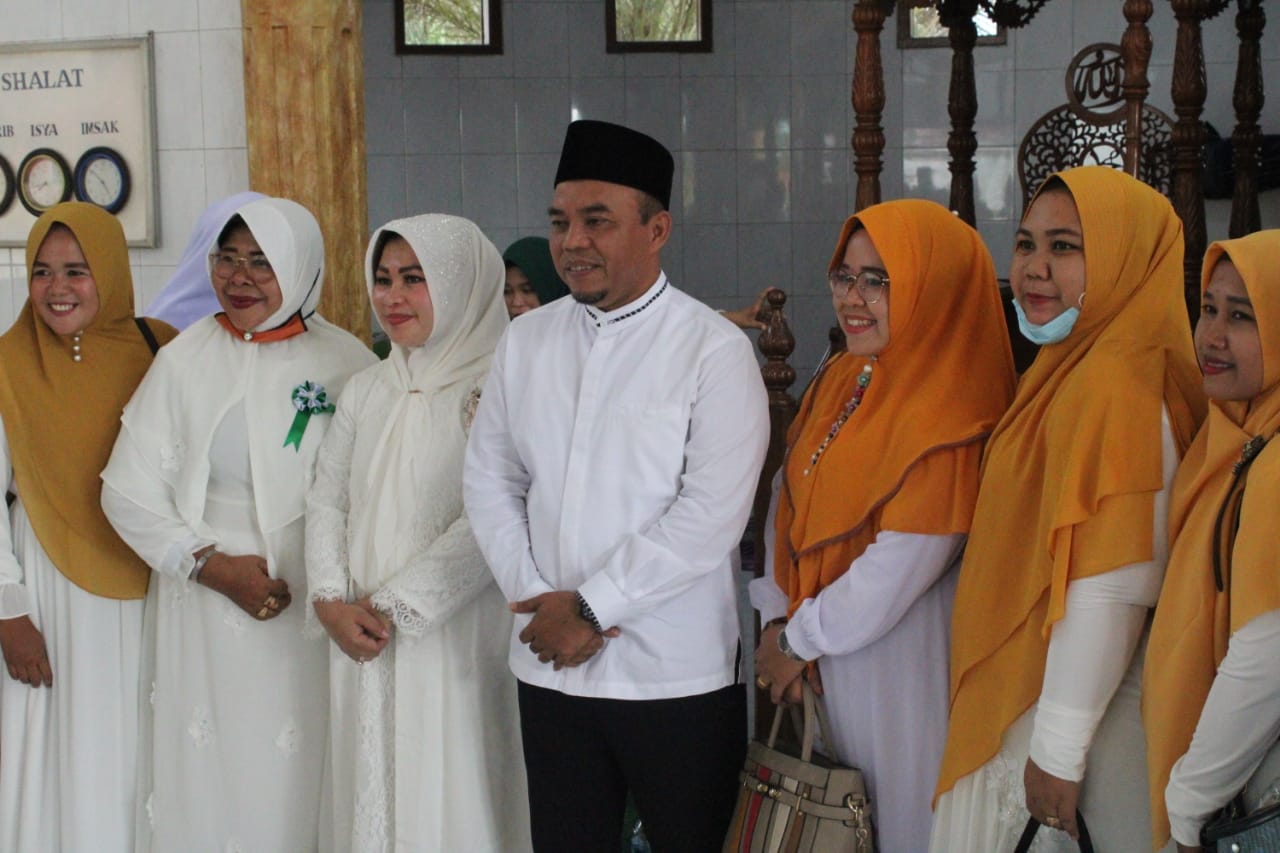 Bupati Labuhanbatu Peringati Tahun Baru Islam Bersama Perwiritan Yasin Akbar Kecamatan Rantau Selata