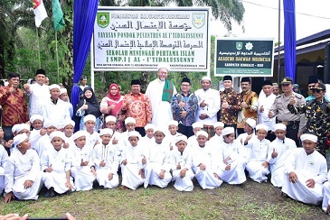Bupati Bengkalis Resmikan Pesantren Al-I'tidalussunny dan Launching Akademi Dakwah