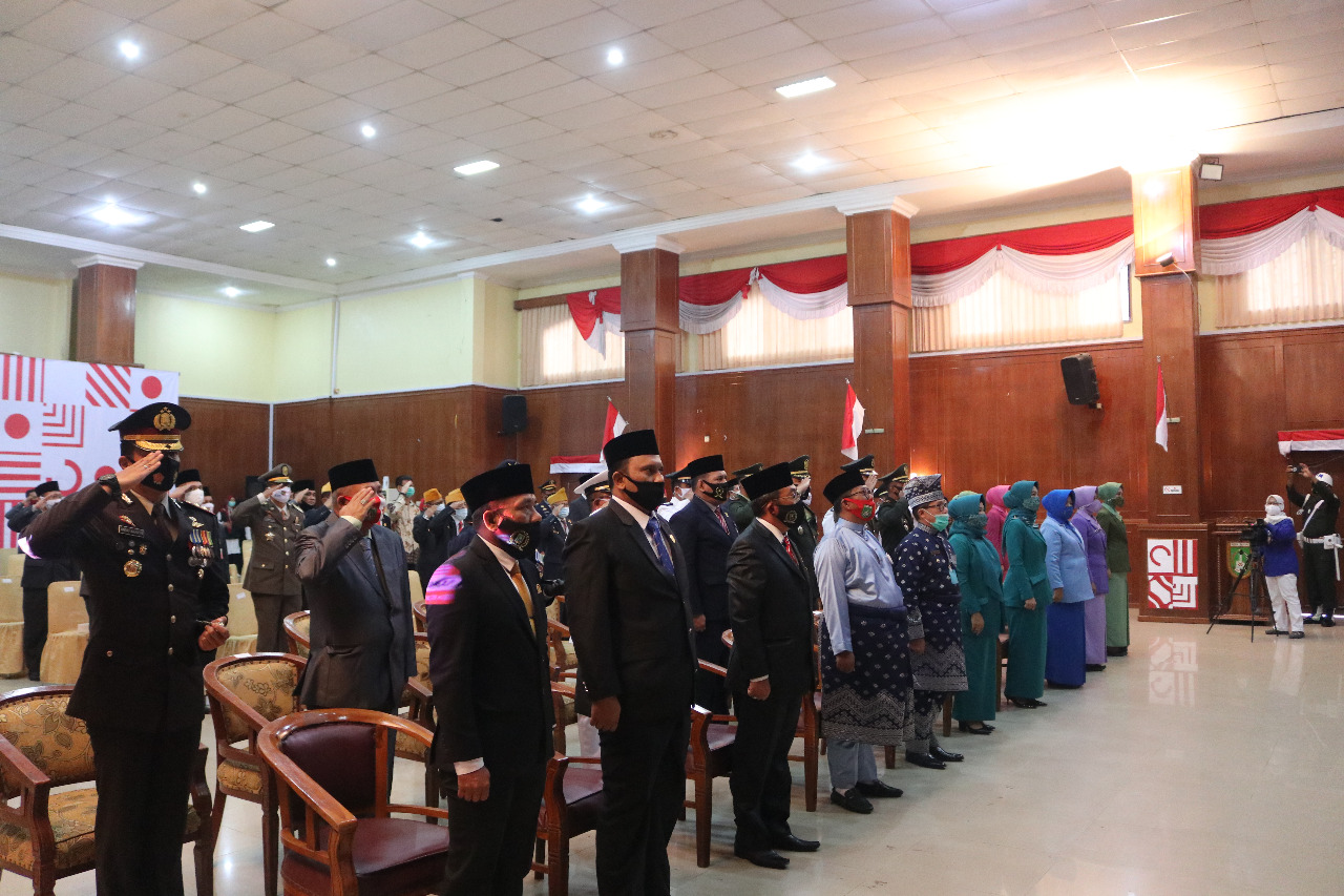 Sempena HUT RI Kapolres Dumai Ajak Warga Saling Bahu-Membahu