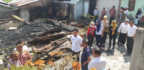 3 Unit Rumah Dikawasan Padat Penduduk Habis Dilahap Sijago Merah