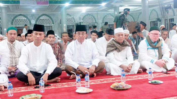 Bupati Inhil Hadiri Tabligh Akbar di Masjid Agung Al Huda