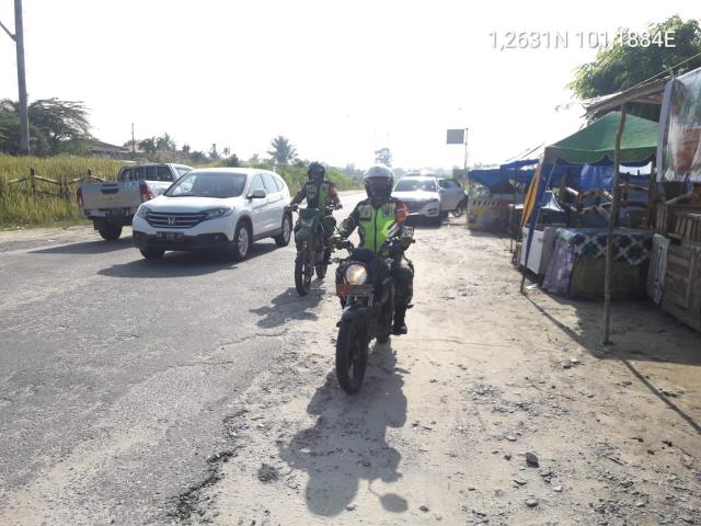 Serka Fauzi Pimpin Patroli wilayah untuk jaga situasi kondusif
