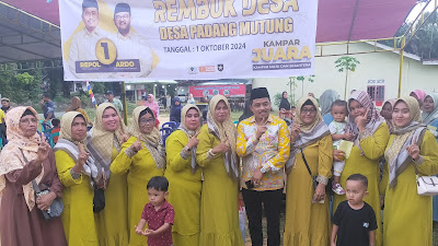 Atasi Jalan Rusak di Kampar, Cabup Repol Akan  Sediakan Alat Berat di Setiap Kecamatan