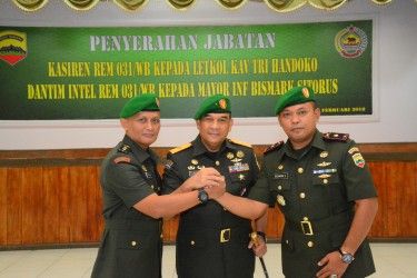 Edy Nasution Pimpin Sertijab Kasi Ren dan Dantim Intel Korem 031 WB