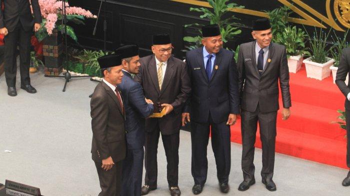 Hamdani Ditunjuk sebagai Ketua Sementara DPRD Kota Pekanbaru