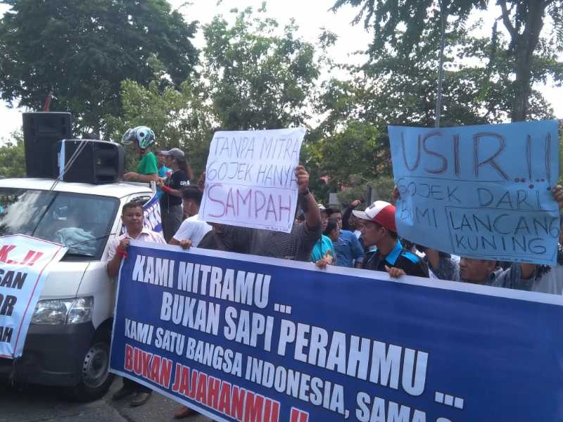 Mitra Go-Jek Di Pekanbaru : Usir dari Bumi Lancang Kuning
