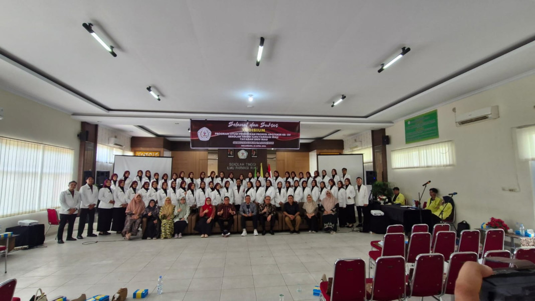 STIFAR Riau Yudisium 111 Apoteker Baru dengan Kelulusan 100% dan Masuk 30 Besar Nasional