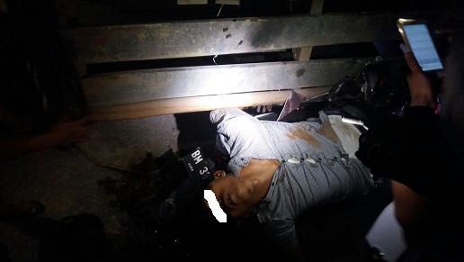 Pengendara Sepeda Motor Meninggal Tabrak Buntut Tronton