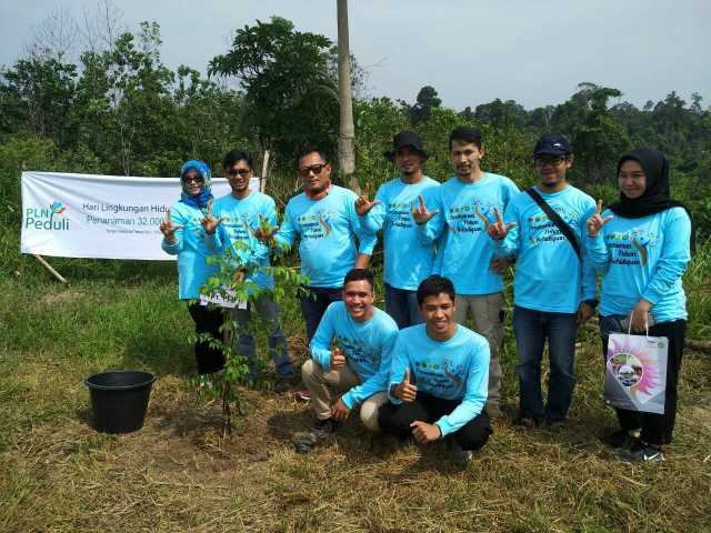 PLN UIP Sumbagteng Peduli Lingkungan Hidup