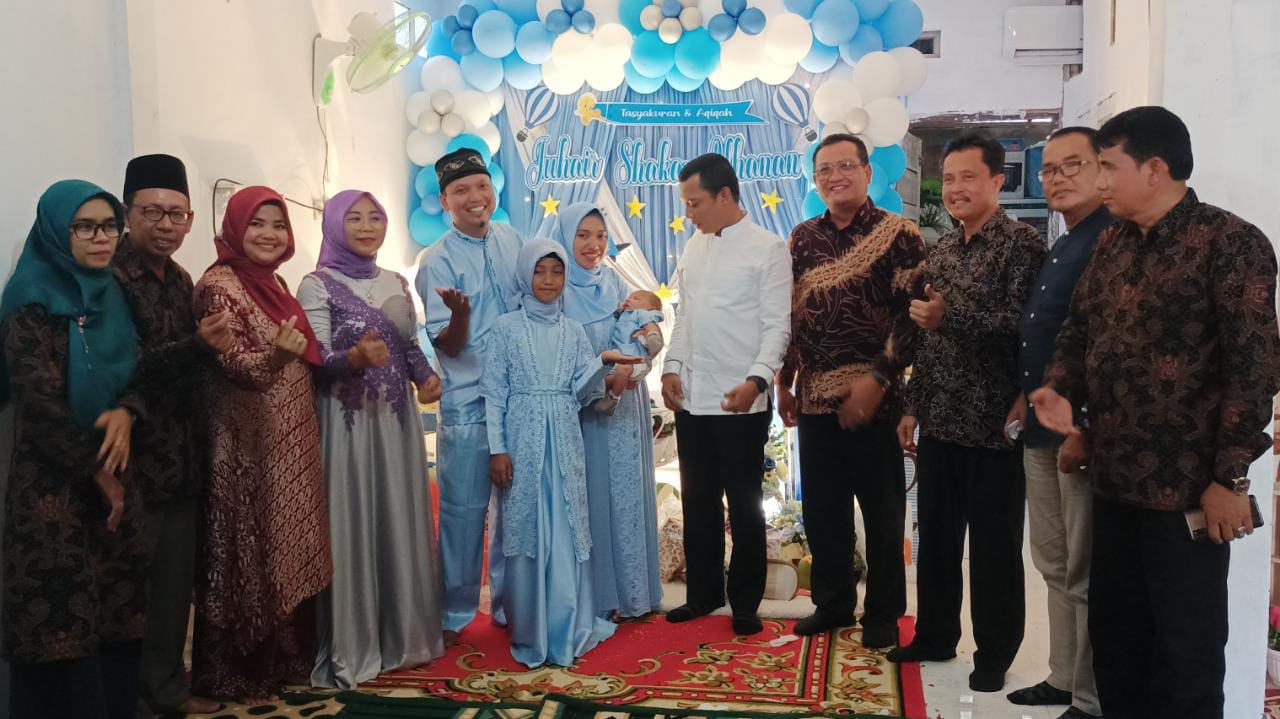 PJ Walikota Hadiri Aqiqah Anak Ketua PK KNPI Kecamatan Kulim