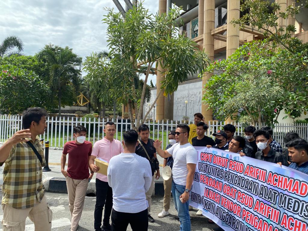 Pengadaan Alat Medis Tak Becus, Himari Minta Kejati Riau Periksa RSUD AA