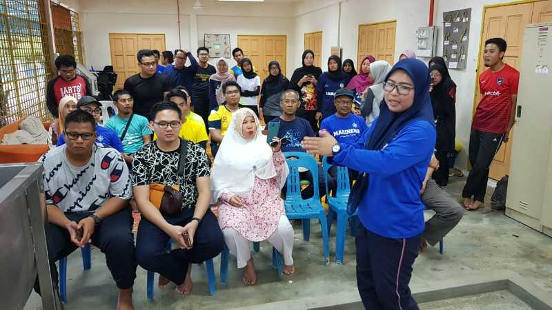 Visiting Profesor UIR Kunjungi Pulau Tuba, Dr Sri Amna Kuliah Lapangan dengan Mahasiswa UiTM