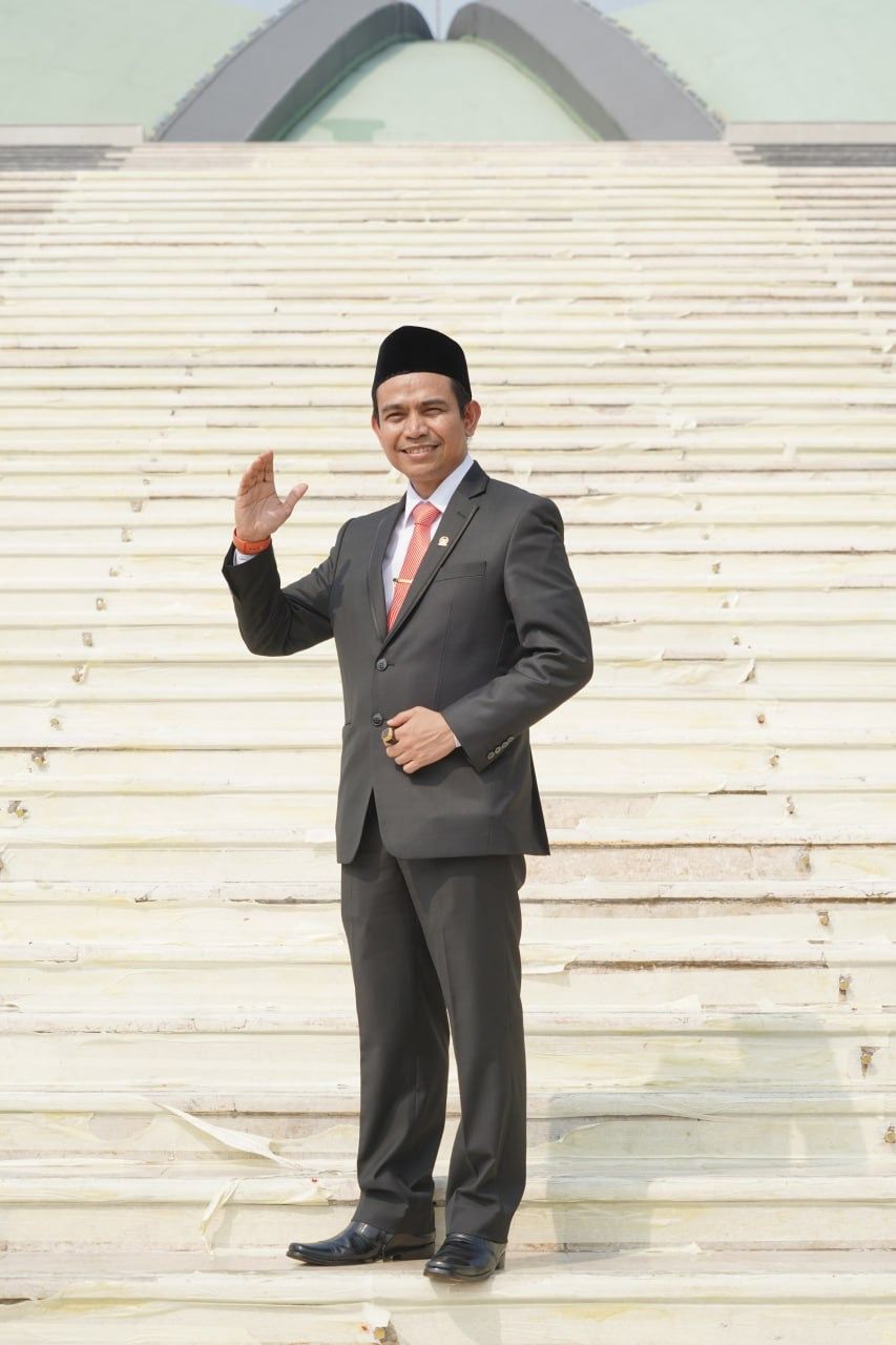 Dilantik sebagai Anggota DPR RI, Hendry Munief Tegaskan Bakal Kawal Kesejahteraan Masyarakat Riau