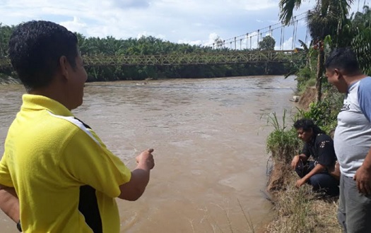 Jembatan Kota Intan Terancam Rubuh Akibat Abrasi