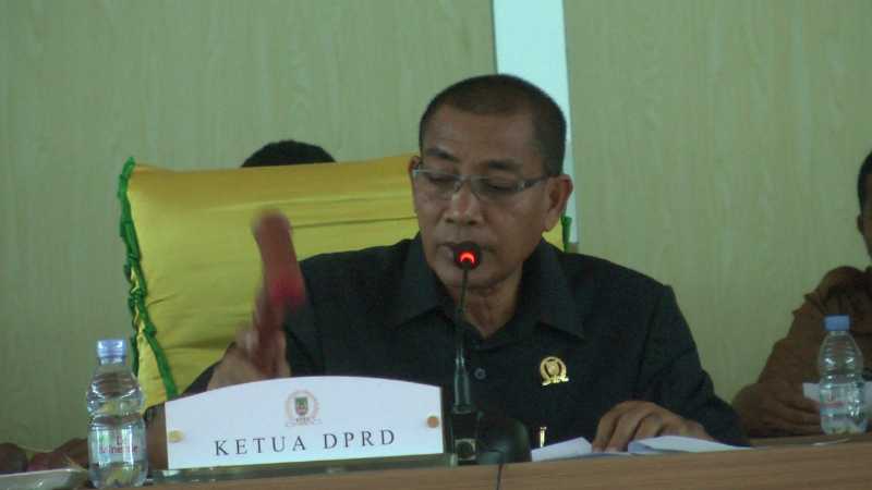 DPRD ROHIL Bersama Bupati Bahas Perpu No 12 Tahun 2018 dalam sidang Paripurna